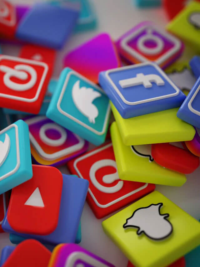 Instagram vs Facebook vs Twitter vs Snapchat: Which is Better for Business Marketing